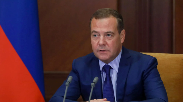 梅德韦杰夫评岸田文雄访美：他的尴尬只有在回国后切腹自杀才能消除